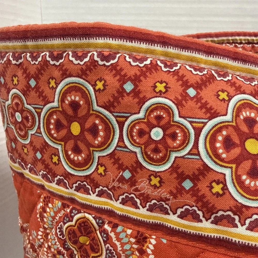 Vera Bradley Xtra Large Shopper Tote Paprika Print